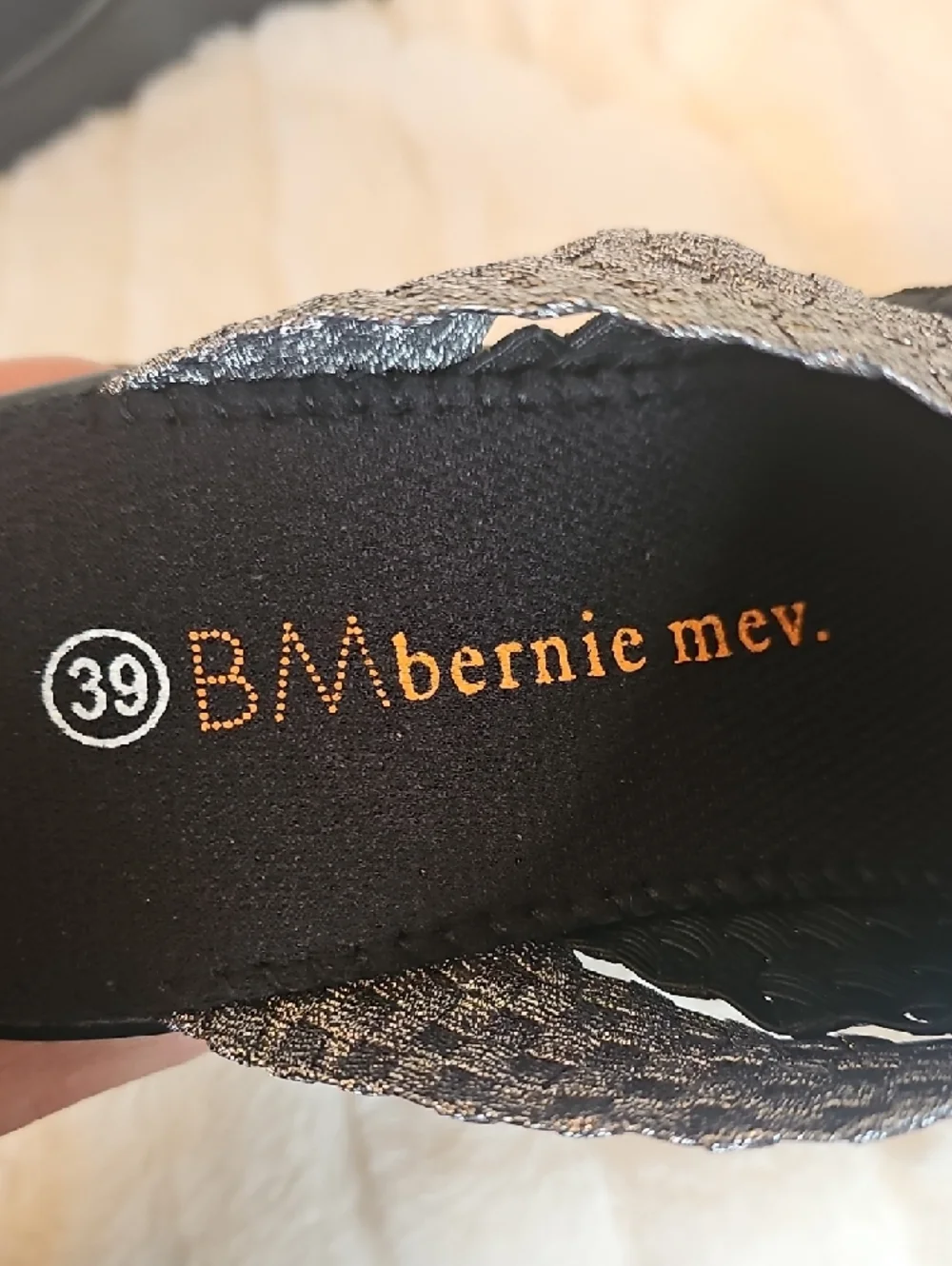 bernie mev. Metallic Silver and Black Wedge Slide - Picture 2 of 10
